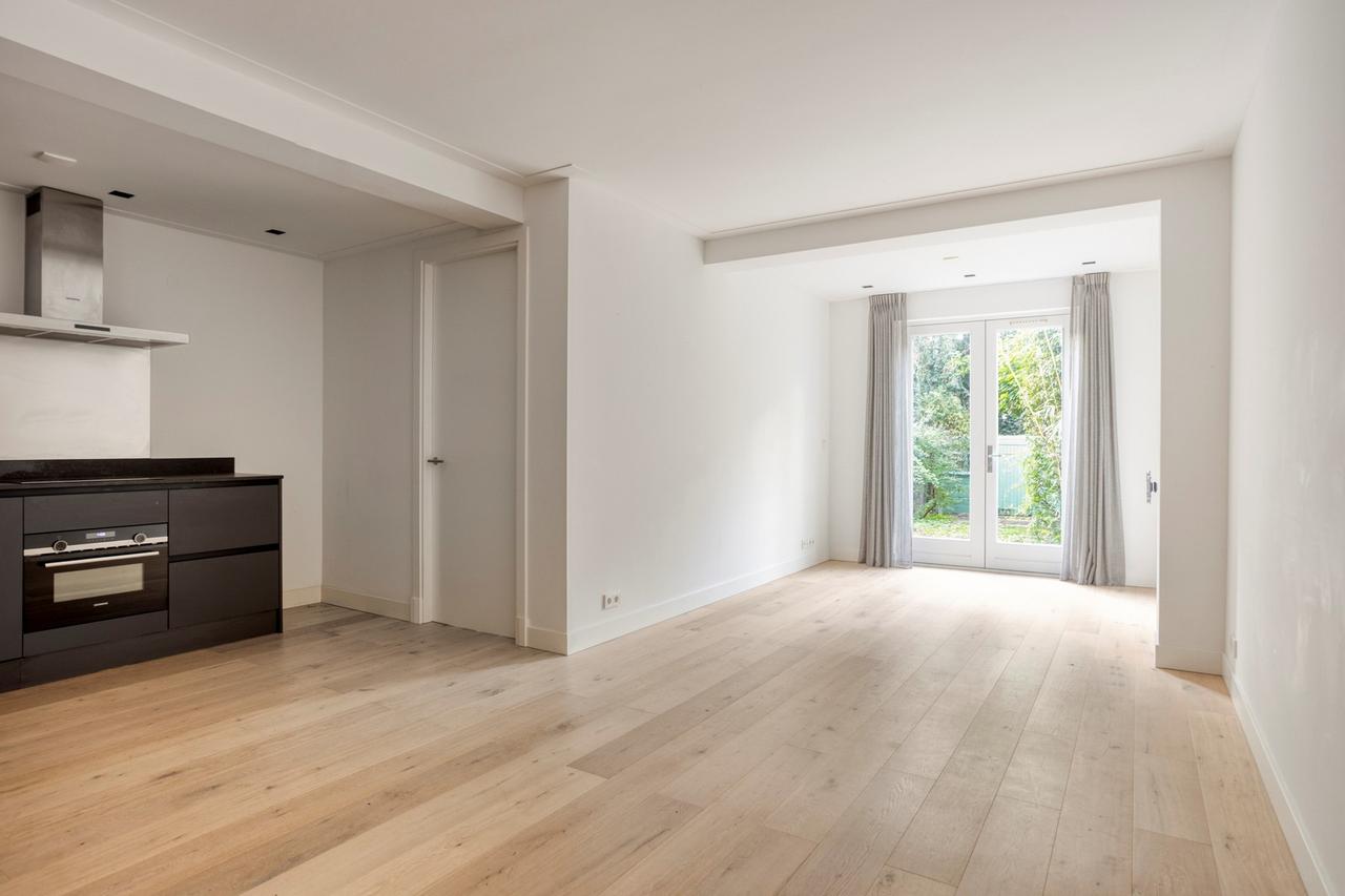 69 m² apartment with garden in De Pijp - Image 20