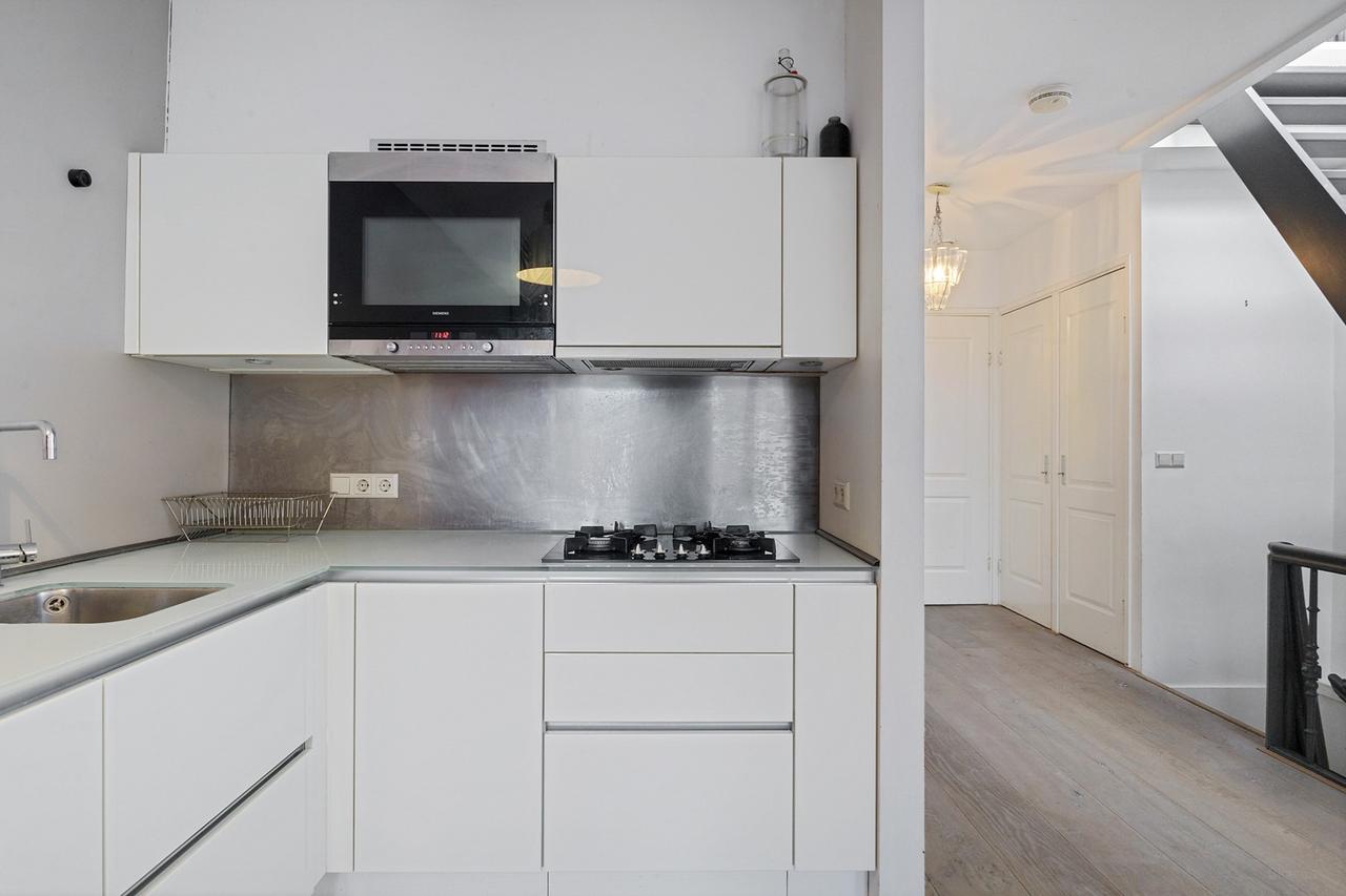 Furnished apartment with rooftop terrace - Image 7