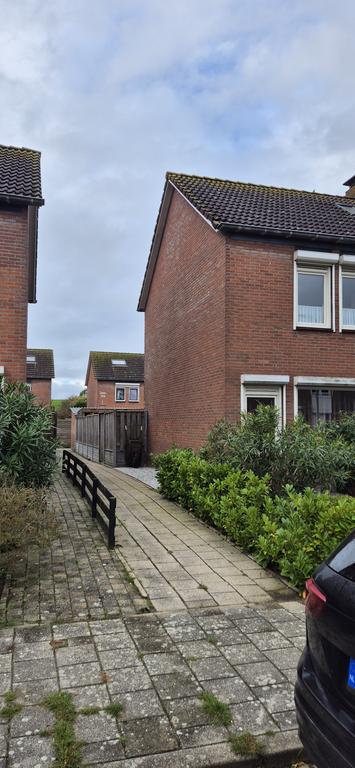 Gemeubileerde 5-kamer hoekwoning met tuin - Afbeelding 4