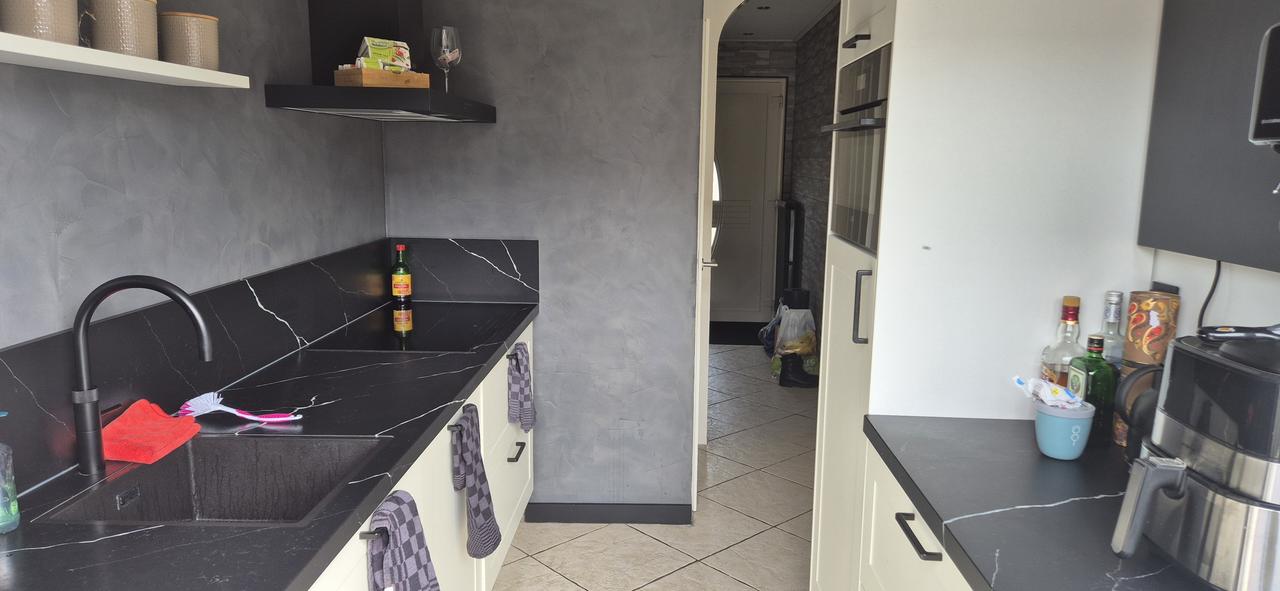 Gemeubileerde 5-kamer hoekwoning met tuin - Afbeelding 7