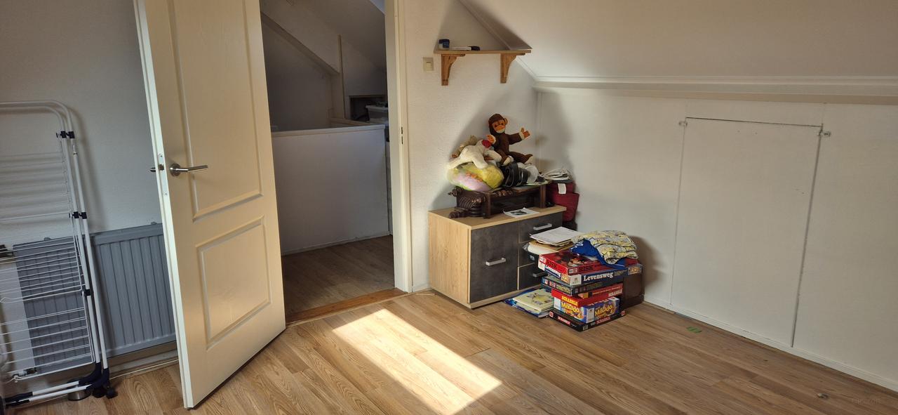 Gemeubileerde 5-kamer hoekwoning met tuin - Afbeelding 26