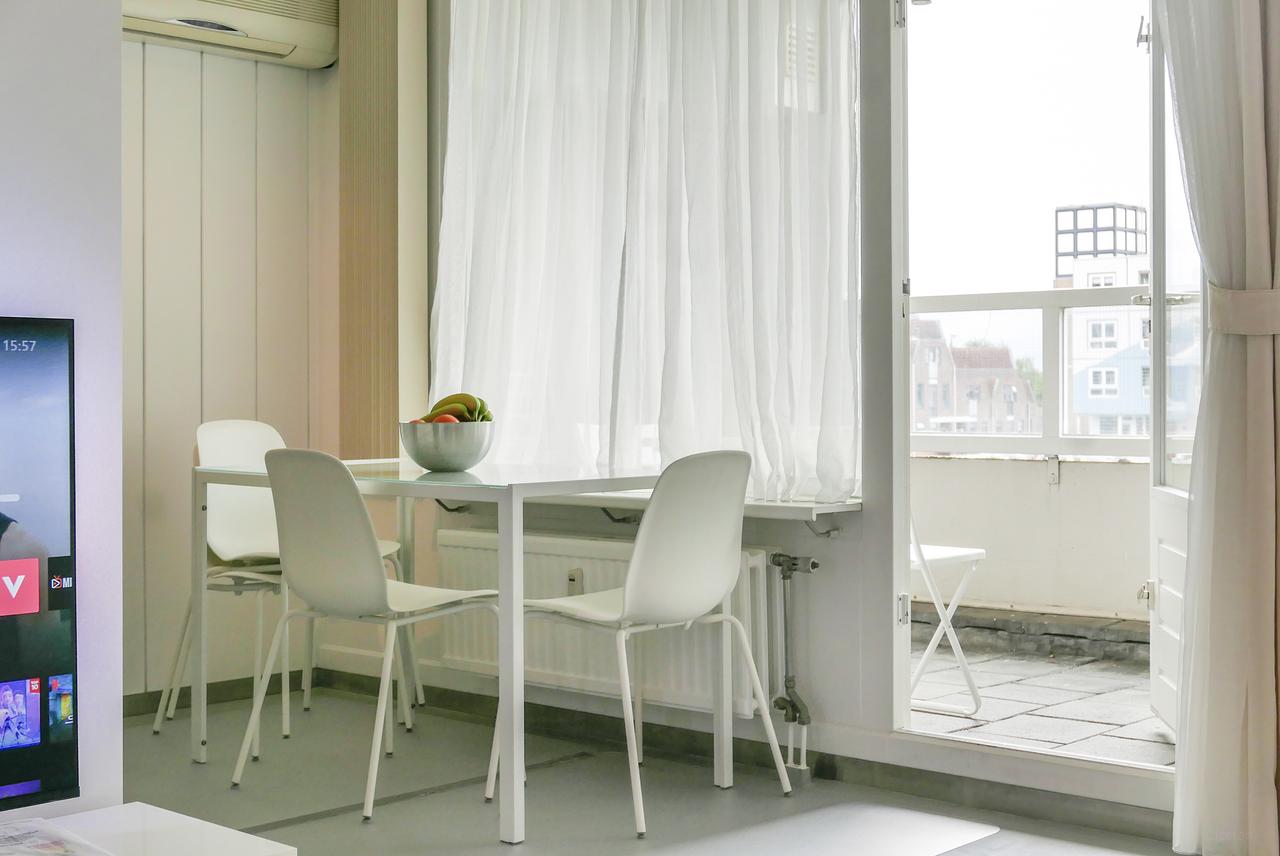 80 m² Furnished Apartment with Loggia - Image 13