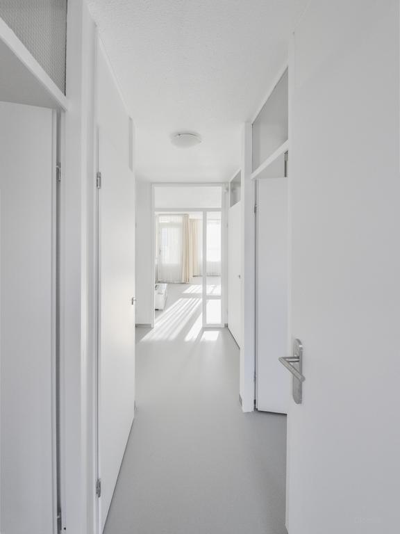 80 m² Furnished Apartment with Loggia - Image 52