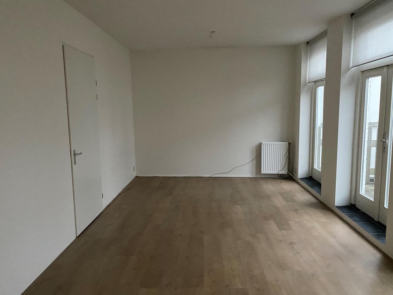 2-Bedroom Apartment with Rooftop Terrace in Baarn - Image 5
