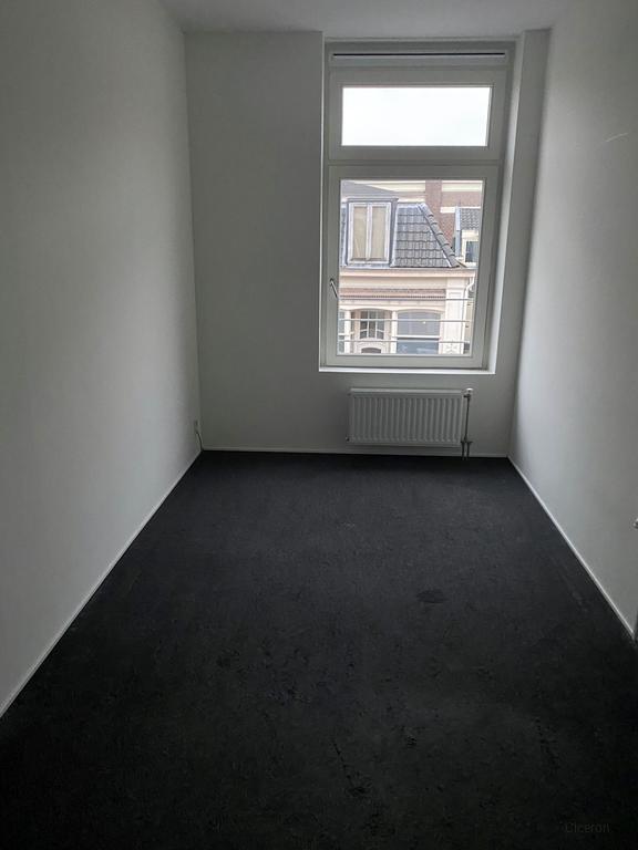 2-Bedroom Apartment with Rooftop Terrace in Baarn - Image 10