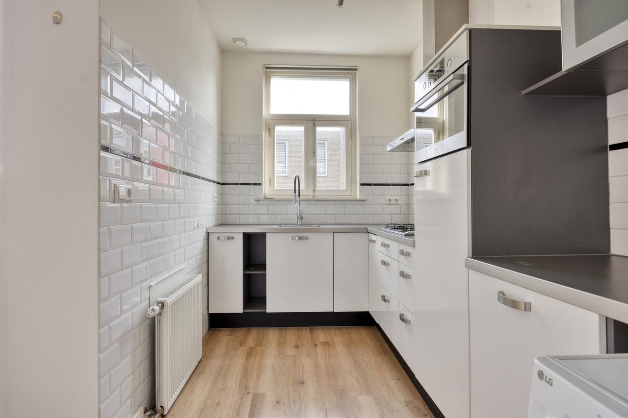Gemeubileerd appartement met dakterras - Afbeelding 9