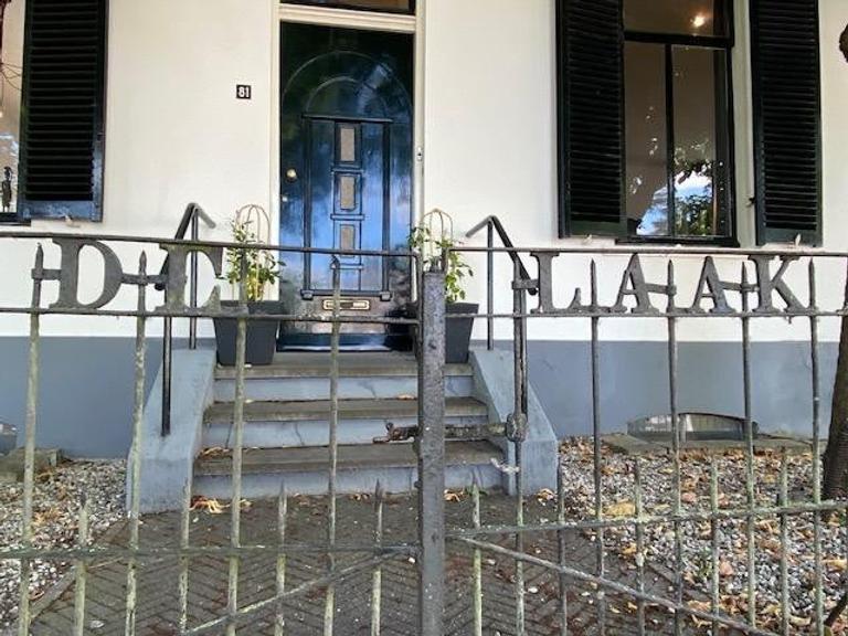 Furnished villa with garden in Elden - Image 3