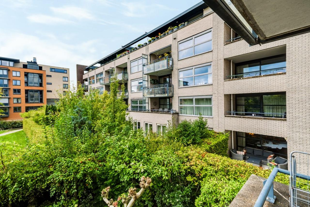 102 m² appartement met 3 slaapkamers - Afbeelding 14