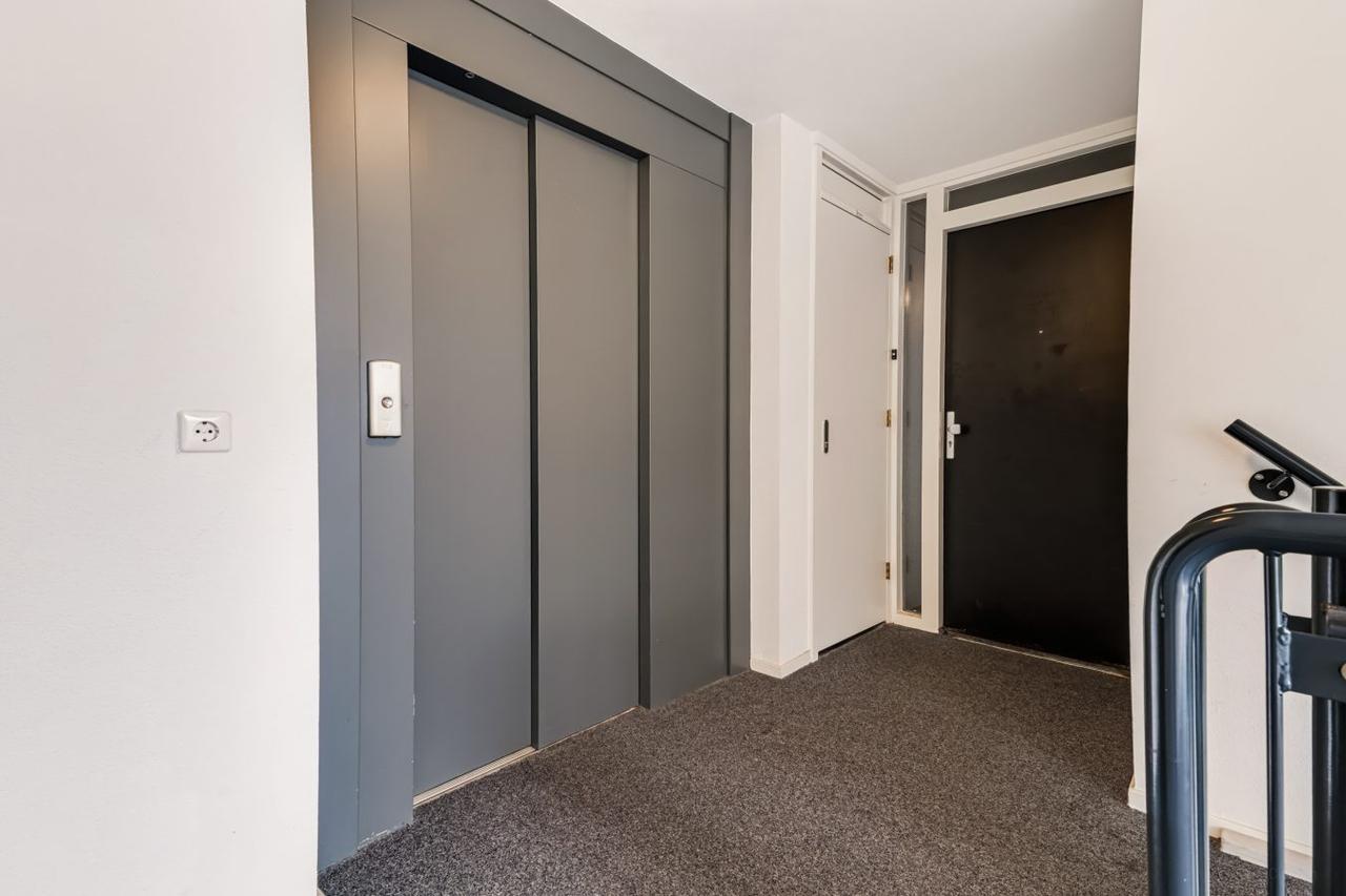 102 m² appartement met 3 slaapkamers - Afbeelding 38