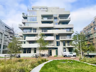 Gemeubileerd appartement met balkon in Overhoeks
