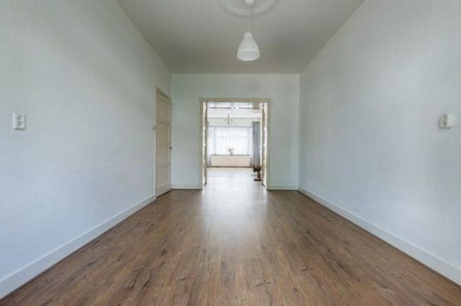 Ground-Floor Apartment with Garden in The Hague - Image 6