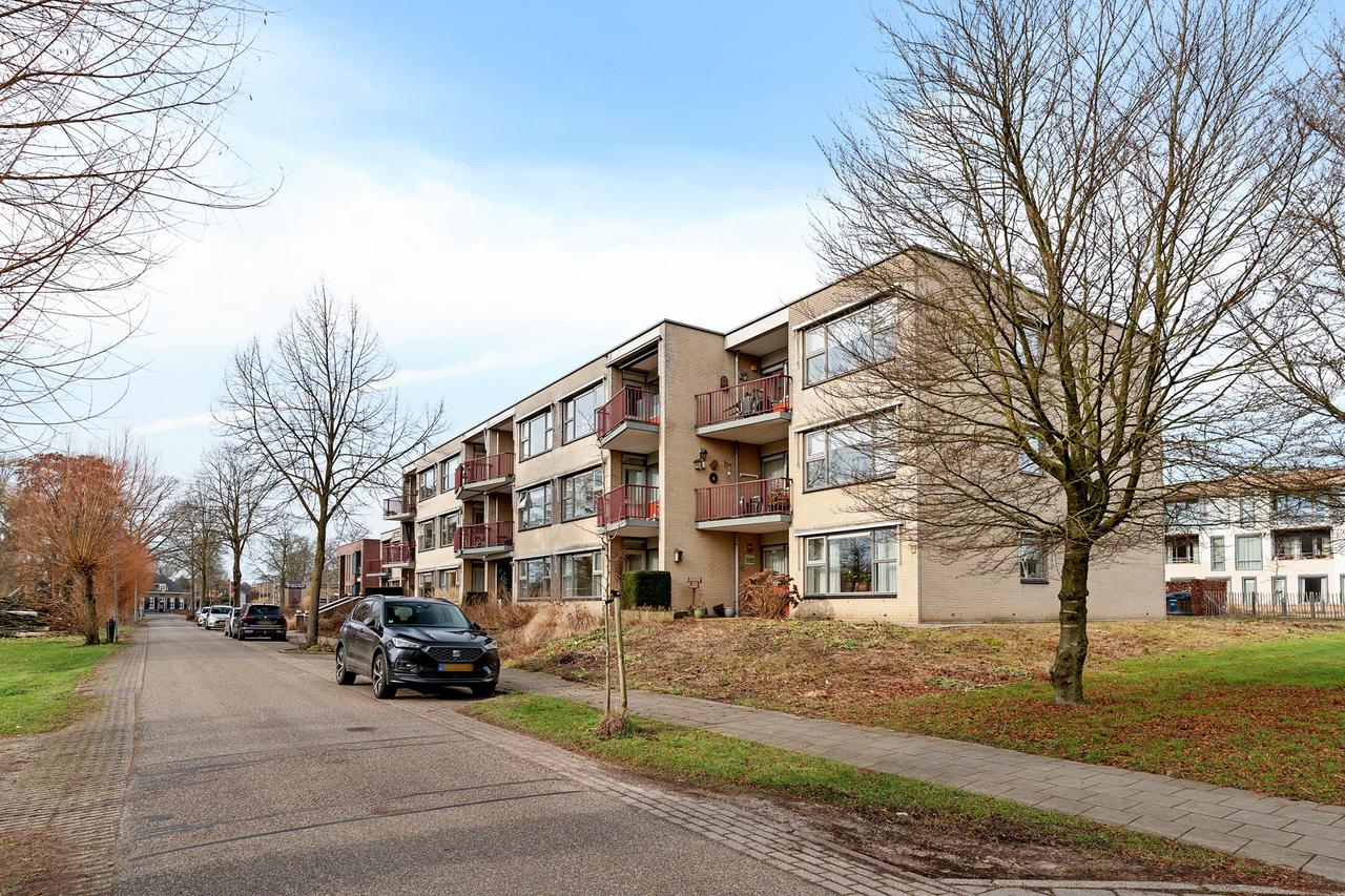 55+ Apartment with South-Facing Balcony - Image 14