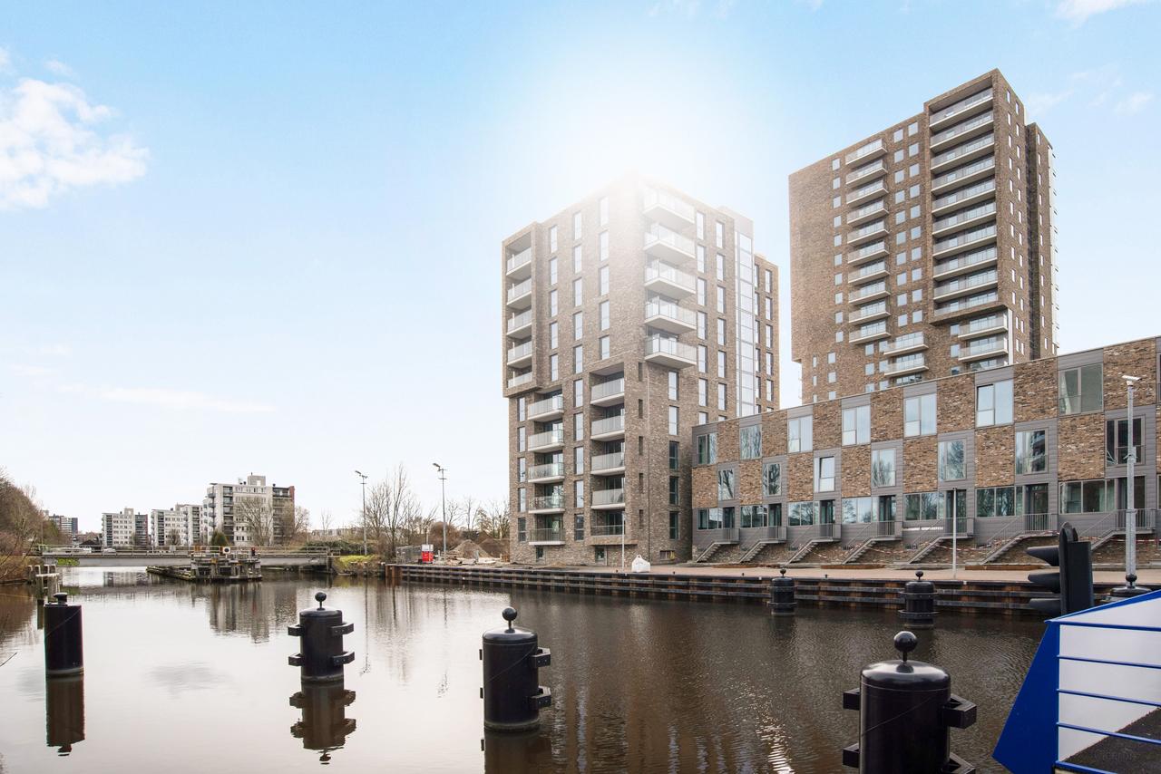 90 m² Apartment with Balcony in Groningen - Image 1