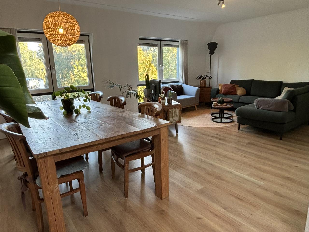 Open views and private parking in Renkum - Image 5