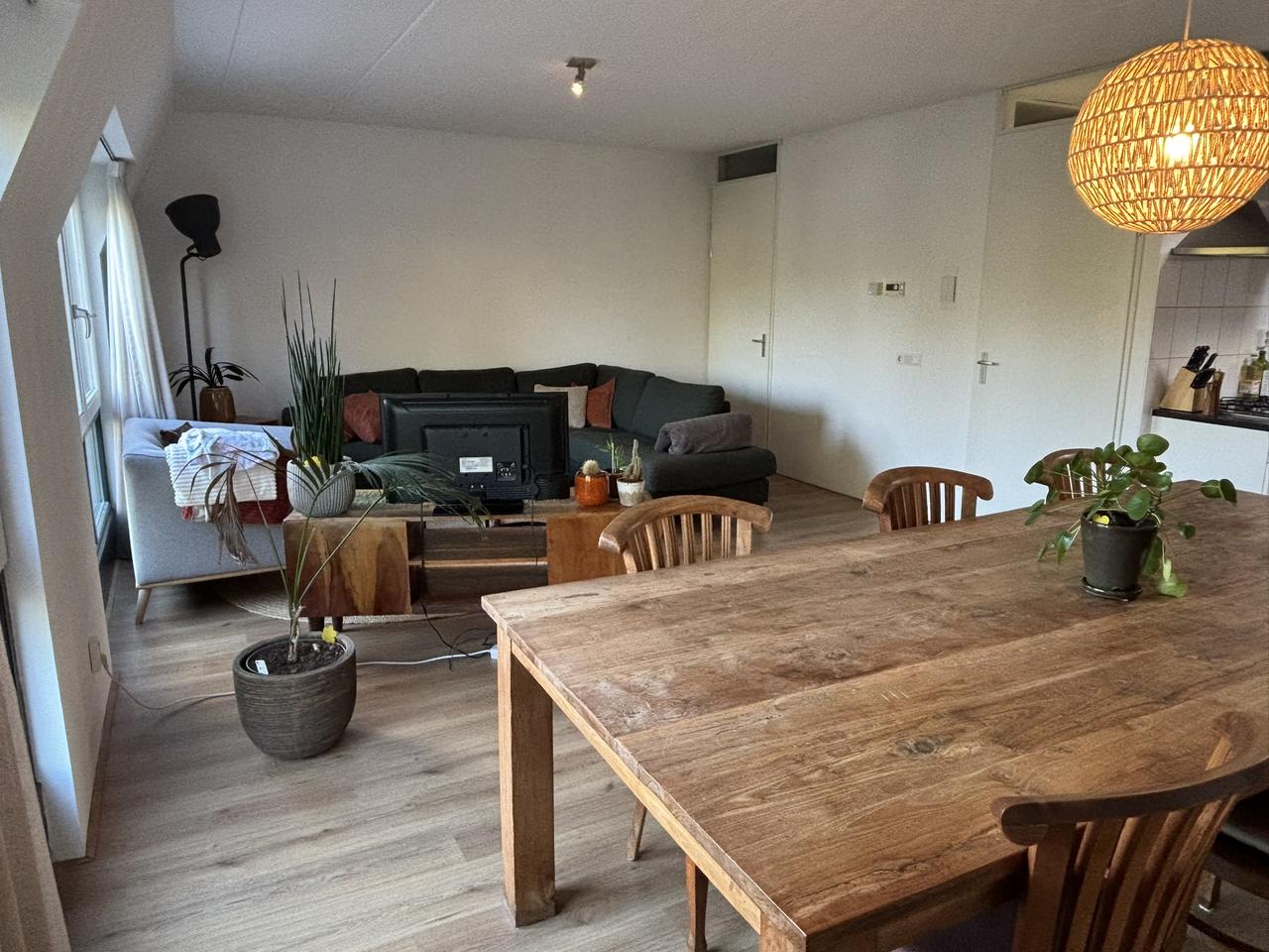 Open views and private parking in Renkum - Image 6