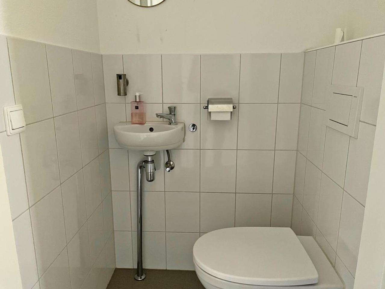 Open views and private parking in Renkum - Image 11
