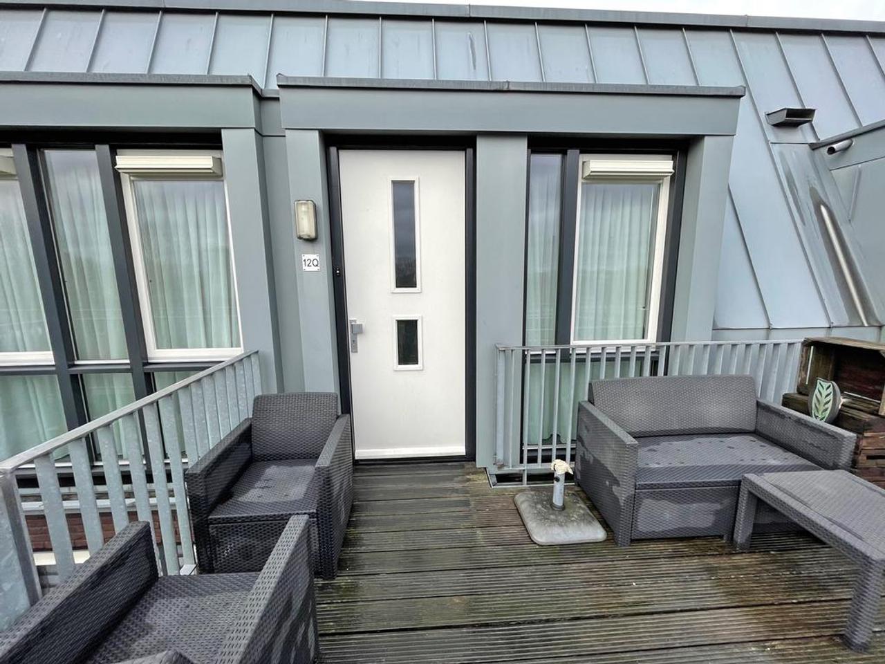 Open views and private parking in Renkum - Image 17