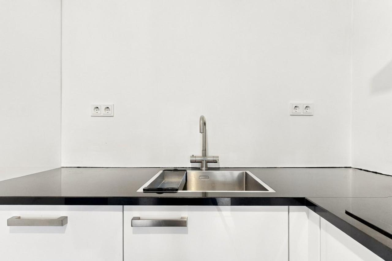 80 m² apartment with balcony and terrace - Image 7