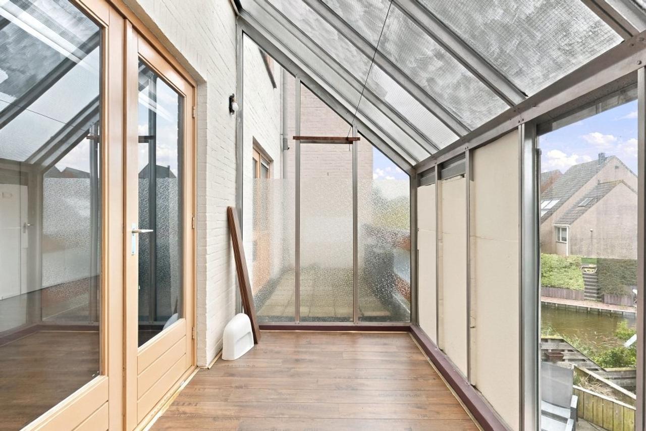 80 m² apartment with balcony and terrace - Image 10