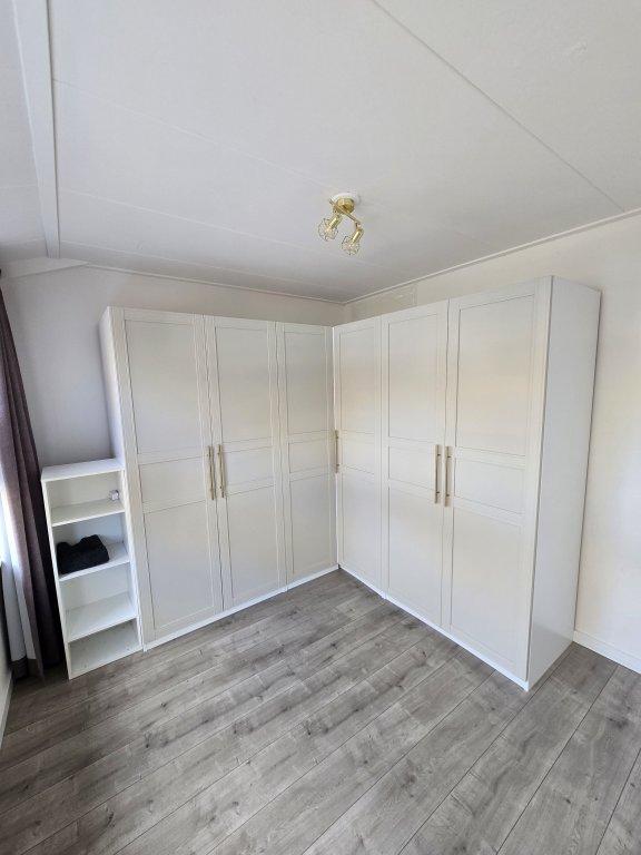 Furnished mid-terrace house with 3 bedrooms - Image 11