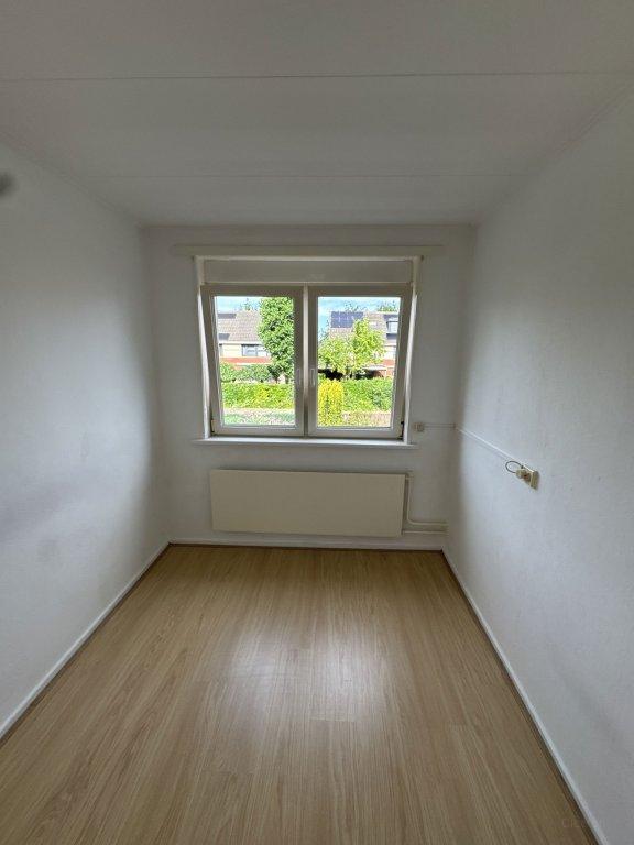 Hoekwoning met royale tuin in Enschede - Afbeelding 5
