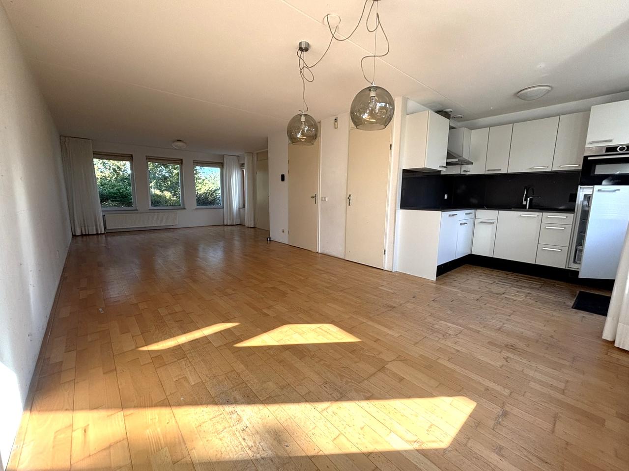 142 m² gezinswoning met tuin en garage - Afbeelding 7