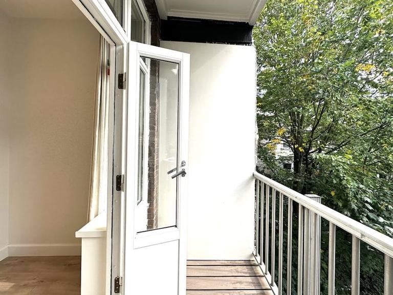Gemeubileerd 3-kamerappartement met balkon - Afbeelding 6