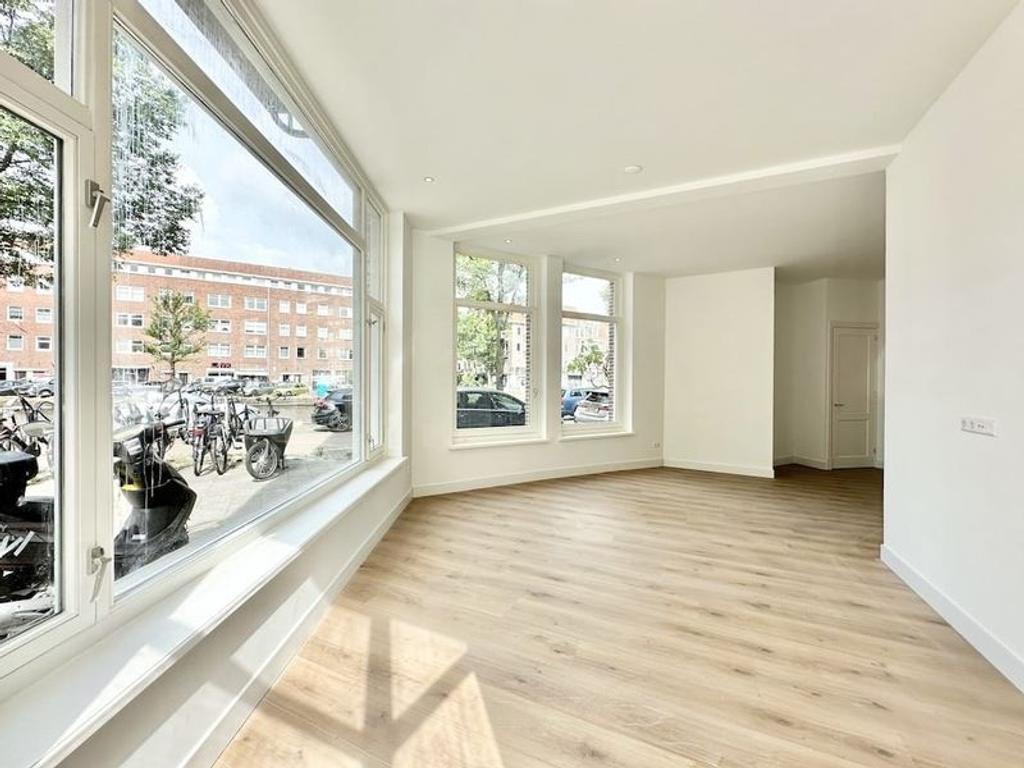 Apartment with Terrace in Amsterdam Oud-West - Image 3