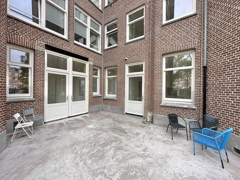 Apartment with Terrace in Amsterdam Oud-West - Image 10