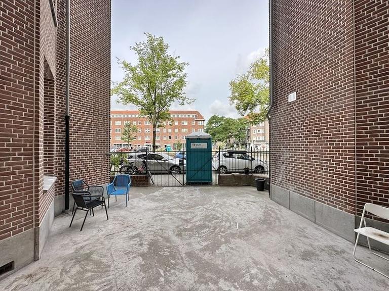 Apartment with Terrace in Amsterdam Oud-West - Image 11
