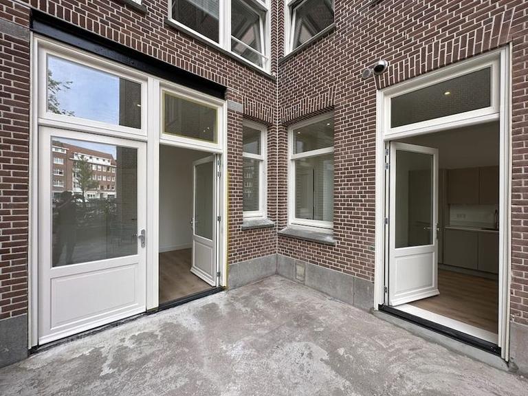 Apartment with Terrace in Amsterdam Oud-West - Image 15