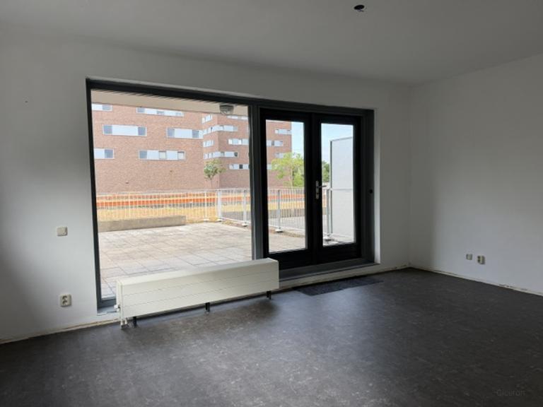 95 m² gezinswoning met terras en parkeerplek - Afbeelding 4