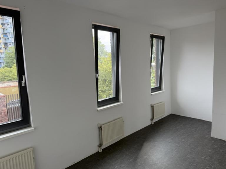 95 m² gezinswoning met terras en parkeerplek - Afbeelding 10