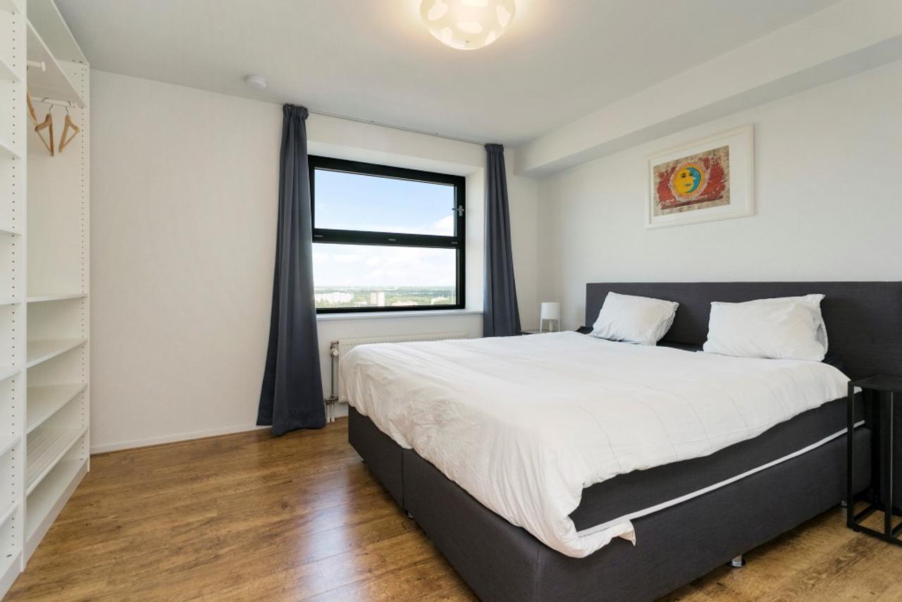 Gemeubileerd 3-kamerappartement op 22e verdieping - Afbeelding 10