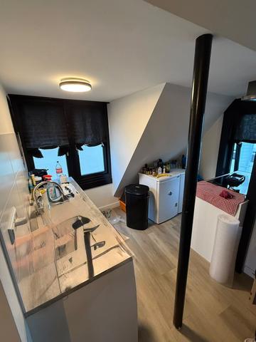 2-Bed Apartment with Roof Terrace in Baarn - Image 3