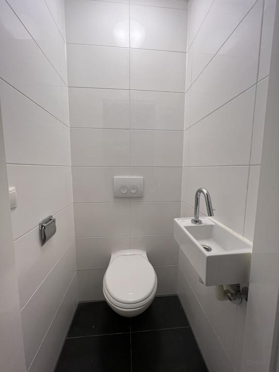 Gemeubileerd 2-kamerappartement in Nieuwe Westen - Afbeelding 9