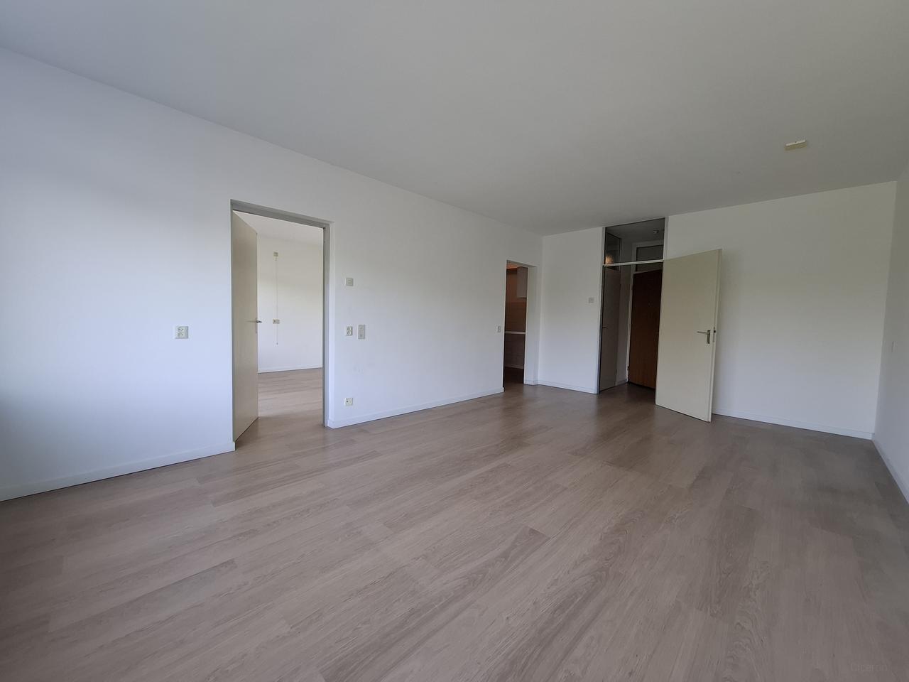 Senior Apartment with Balcony in Ruitersbos - Image 2