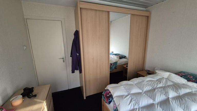 Share two rooms in a house in The Hague - Image 5