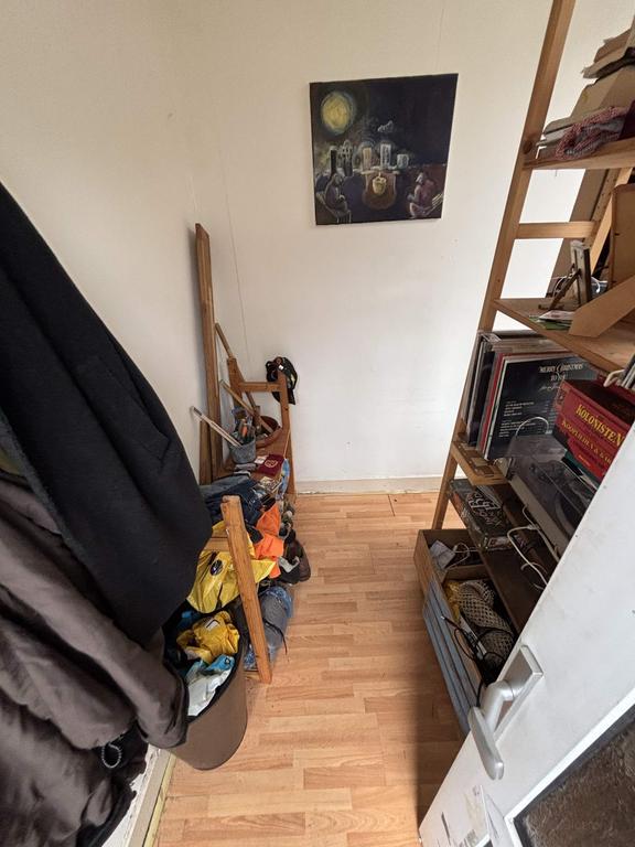 Studio with bedroom on Schuitendiep - Image 4