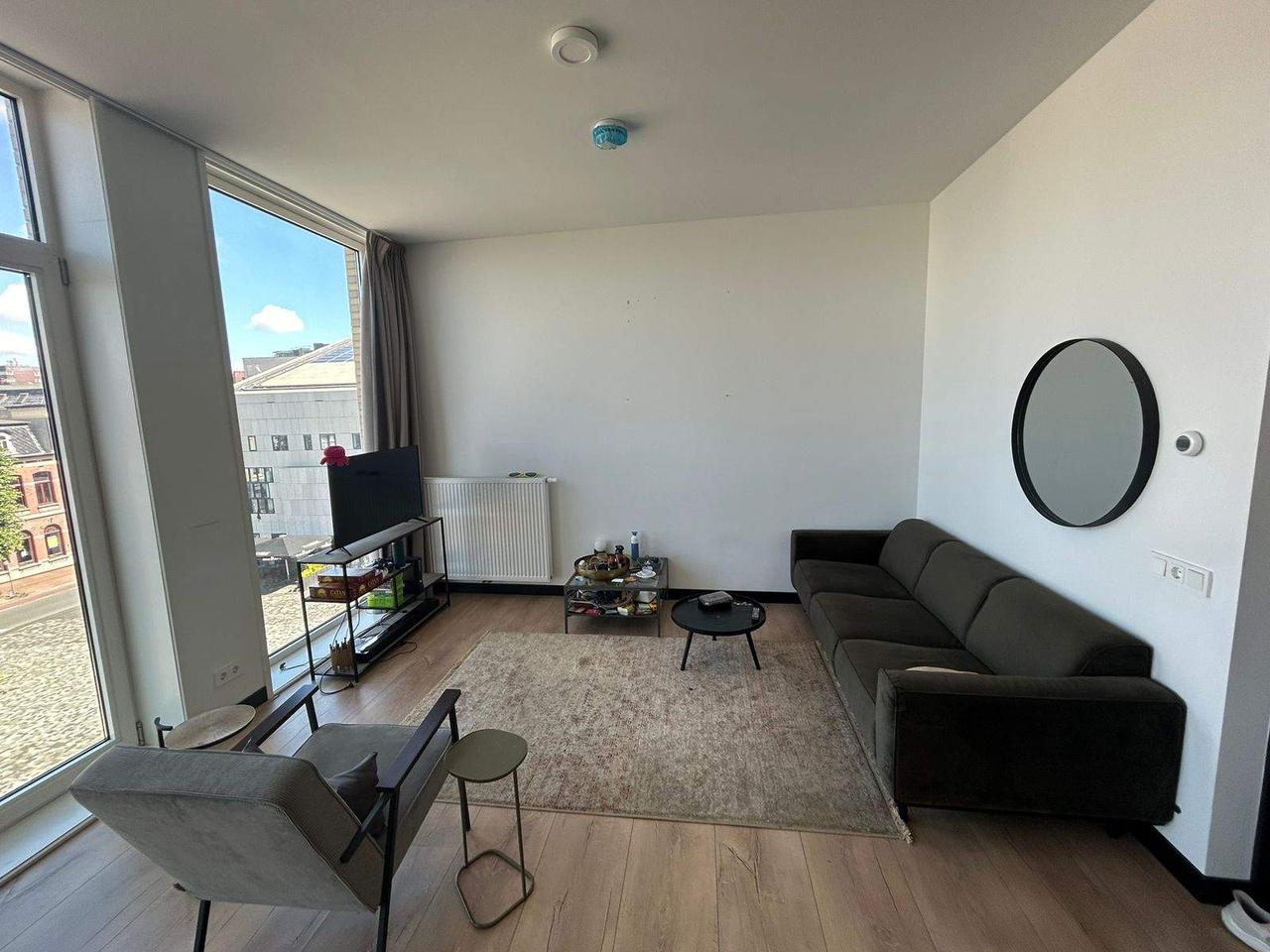 2-slaapkamerappartement bij de binnenstad - Afbeelding 2