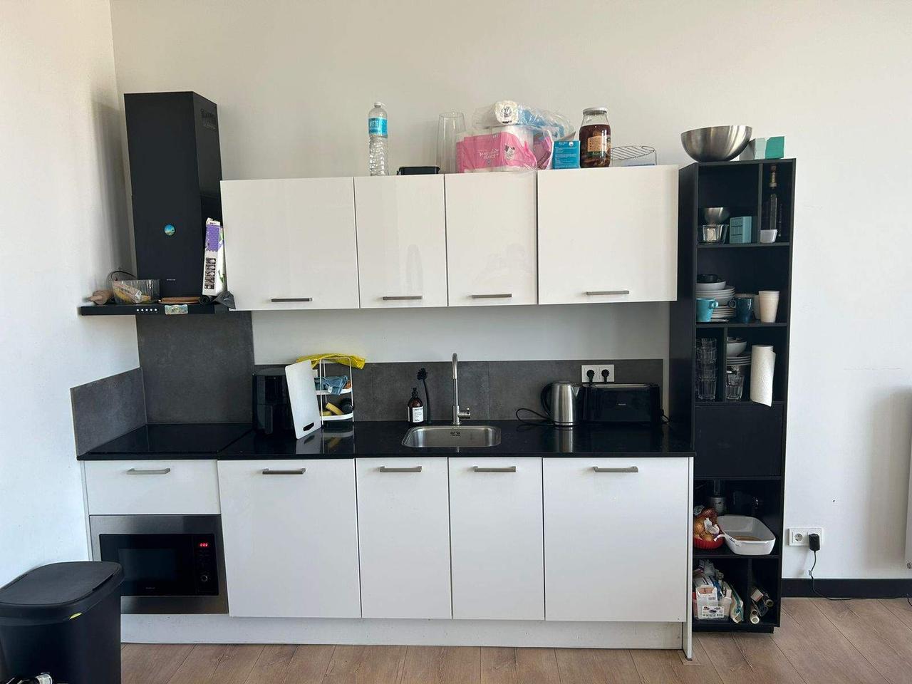 2-slaapkamerappartement bij de binnenstad - Afbeelding 6