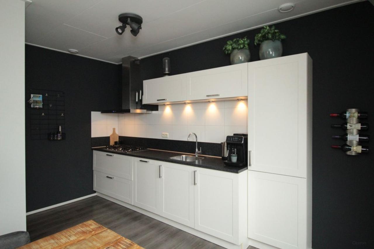 Gemeubileerd appartement met groot dakterras - Afbeelding 3