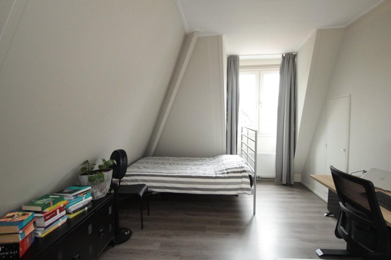 Gemeubileerd appartement met groot dakterras - Afbeelding 11