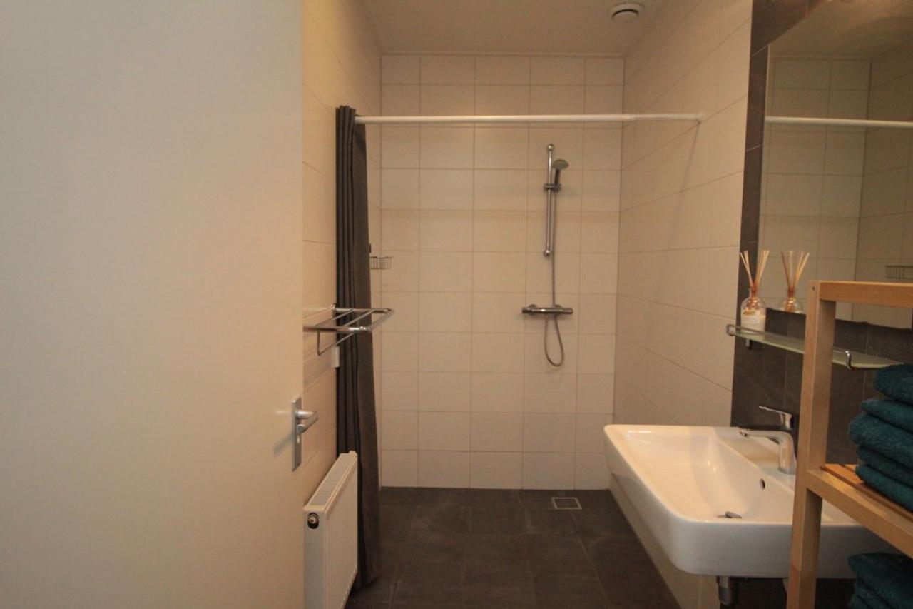Gemeubileerd appartement met groot dakterras - Afbeelding 13