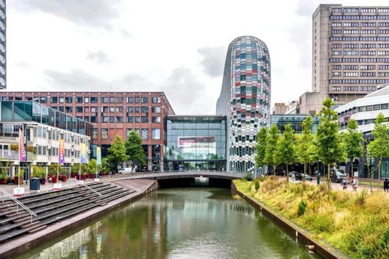 Licht 2-kamerappartement bij Utrecht Centraal - Afbeelding 33