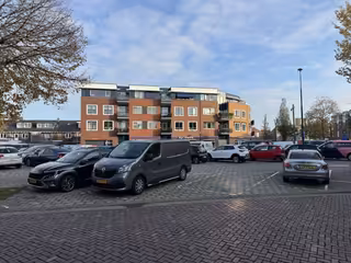 87 m² apartment with parking in Beverwijk