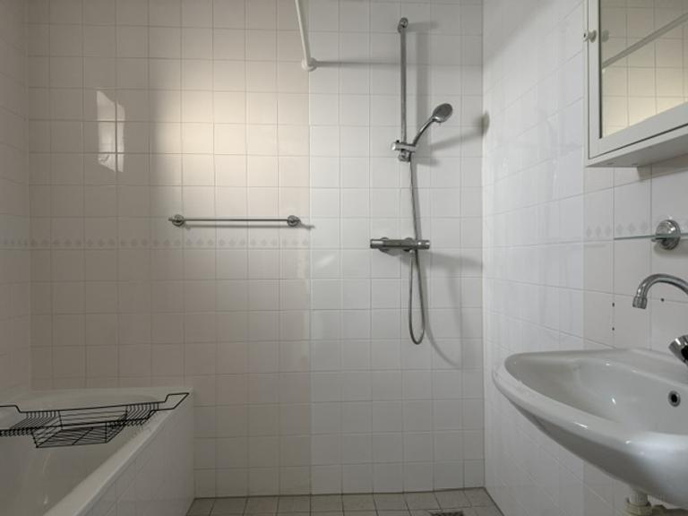 87 m² apartment with parking in Beverwijk - Image 16