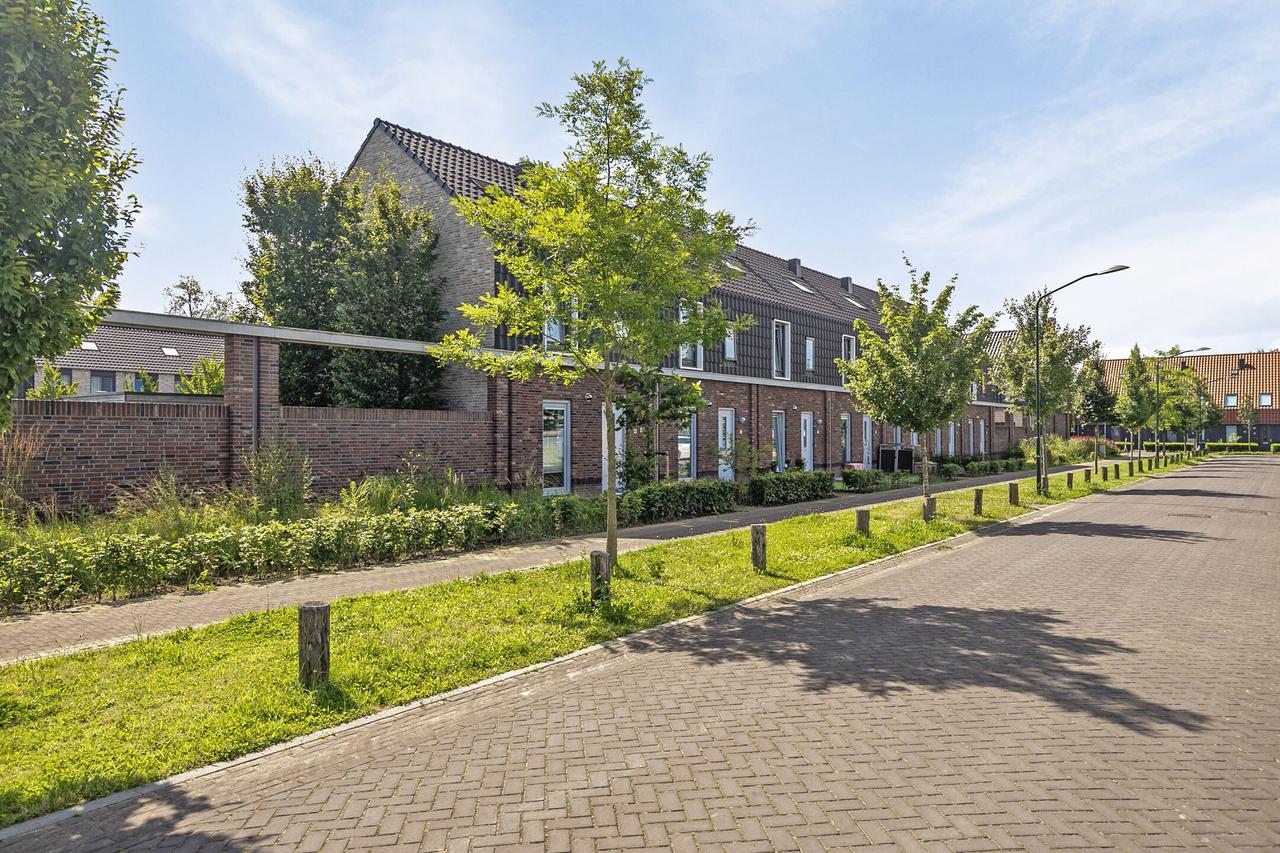 Energiezuinige gezinswoning met tuin in Veghel - Afbeelding 2