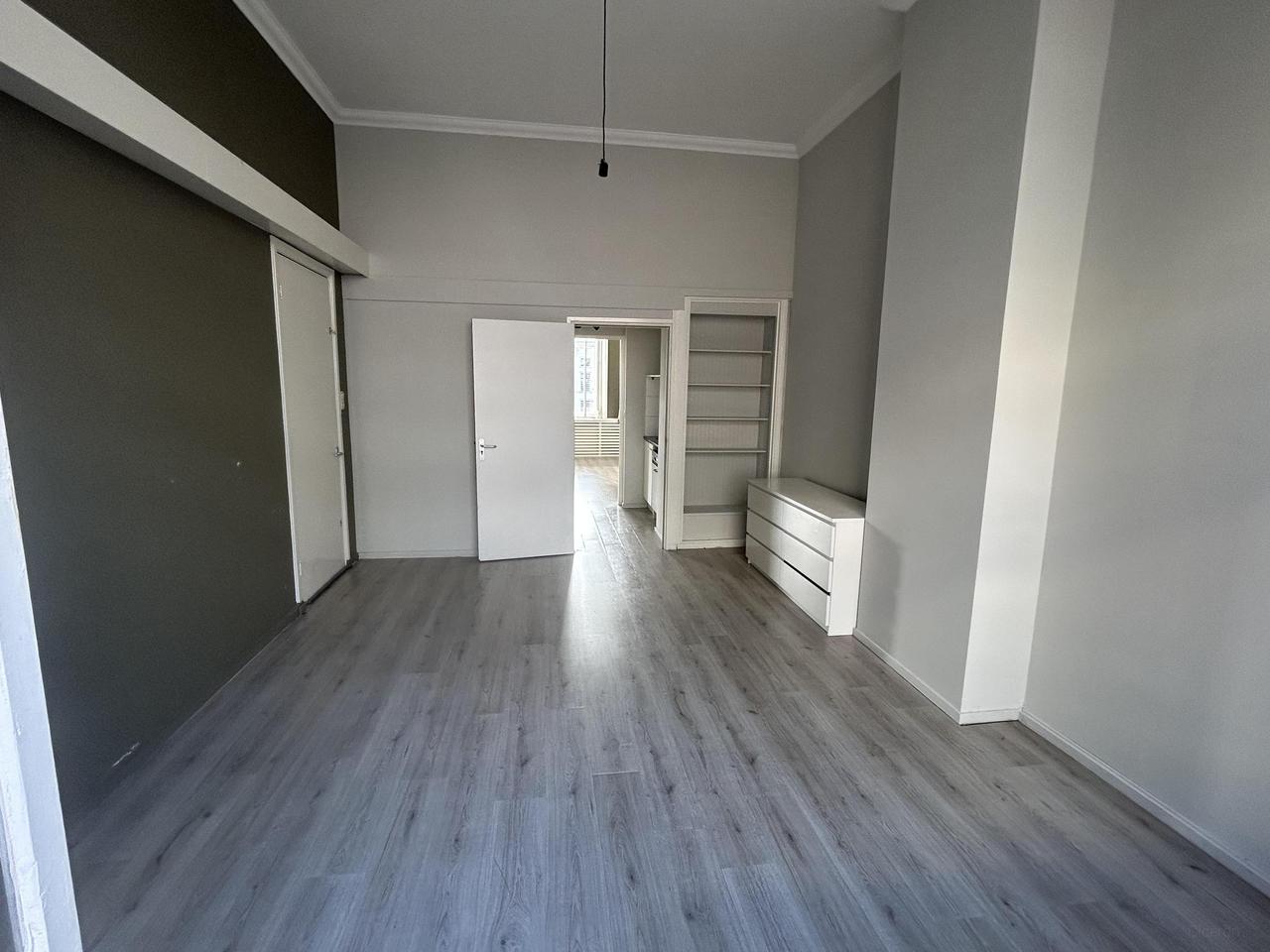 71 m² apartment with private rooftop terrace - Image 10