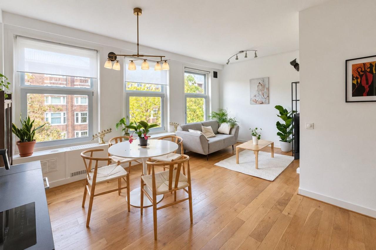 Gemeubileerd 3-kamerappartement met balkon - Afbeelding 3